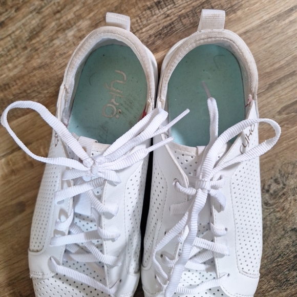 Ryka Perferated Hayden Sneaker Size 8.5 - Picture 9 of 11
